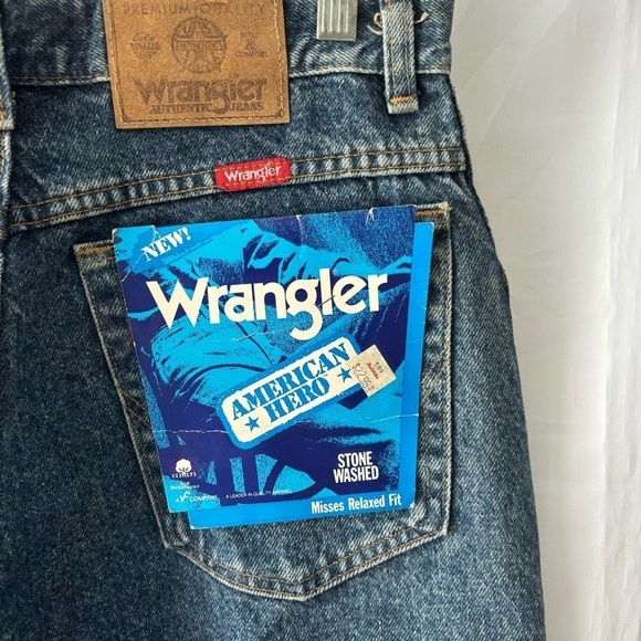 VTG Deadstock Wrangler Mom Jean Stone Wash size 16 x 30 - Picture 3 of 6
